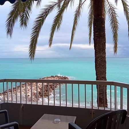 Hotel Le Dauphin Menton Exterior foto