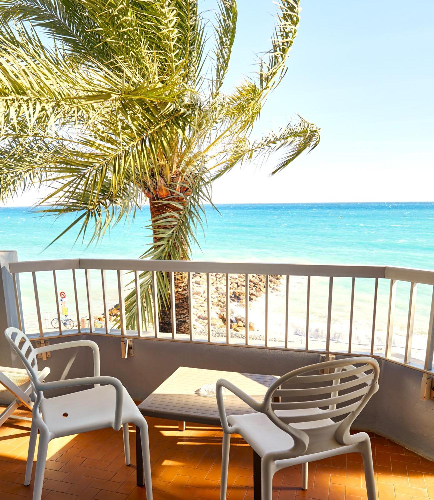Hotel Le Dauphin Menton Exterior foto